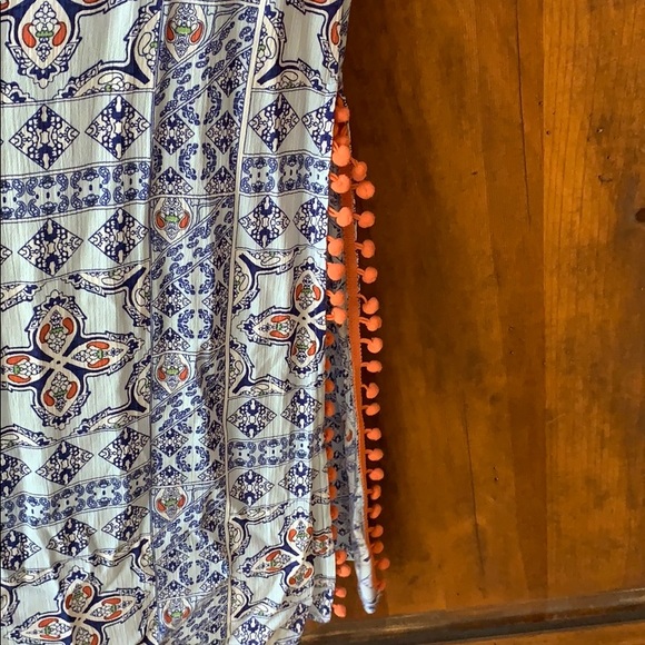 Dress - Picture 2 of 5